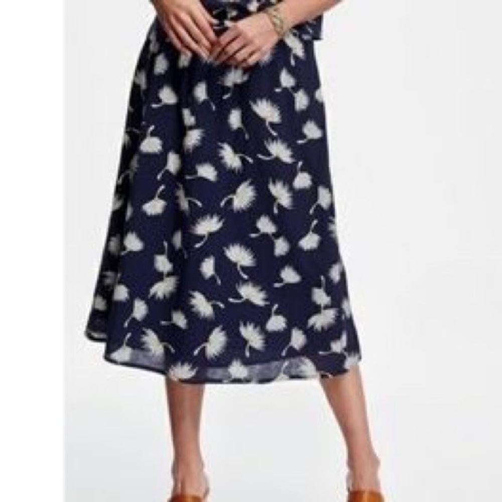 Old Navy skirt